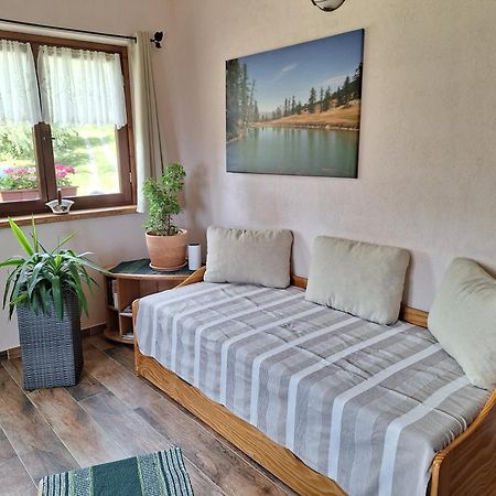 דירות Villar San Costanzo Casa Bella Vista מראה חיצוני תמונה