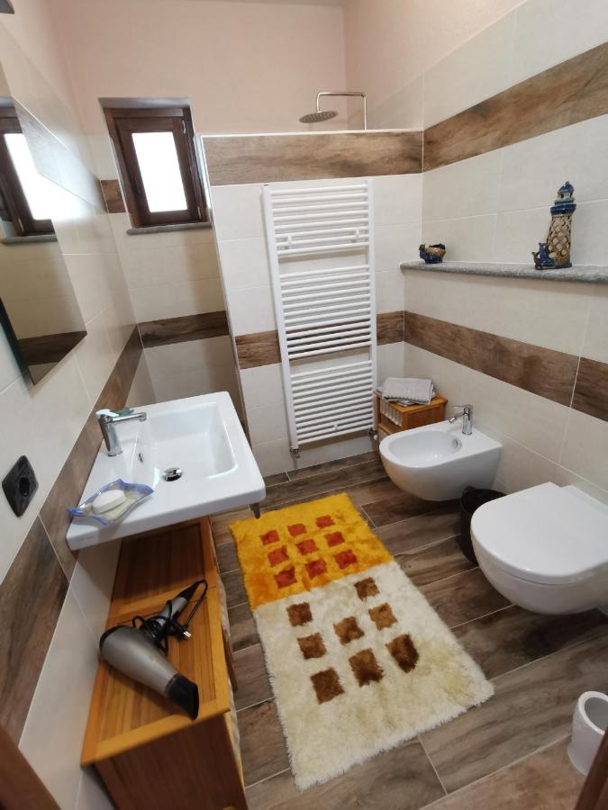 דירות Villar San Costanzo Casa Bella Vista מראה חיצוני תמונה