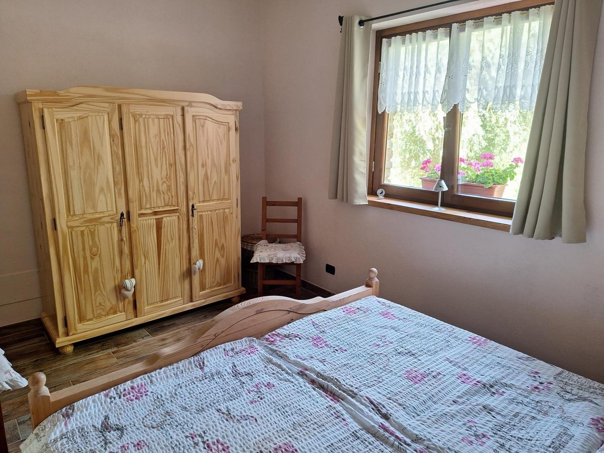 דירות Villar San Costanzo Casa Bella Vista מראה חיצוני תמונה