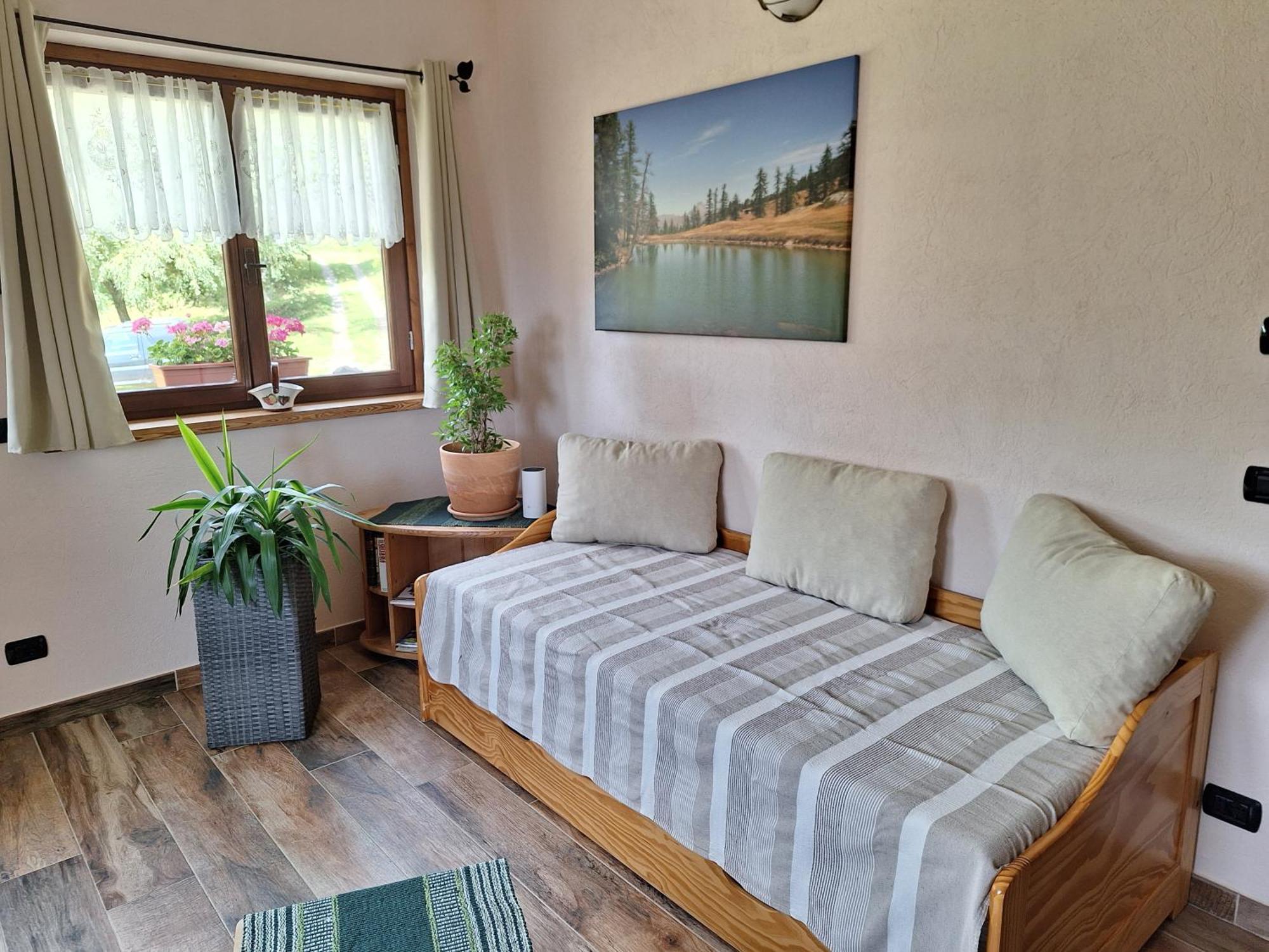 דירות Villar San Costanzo Casa Bella Vista מראה חיצוני תמונה